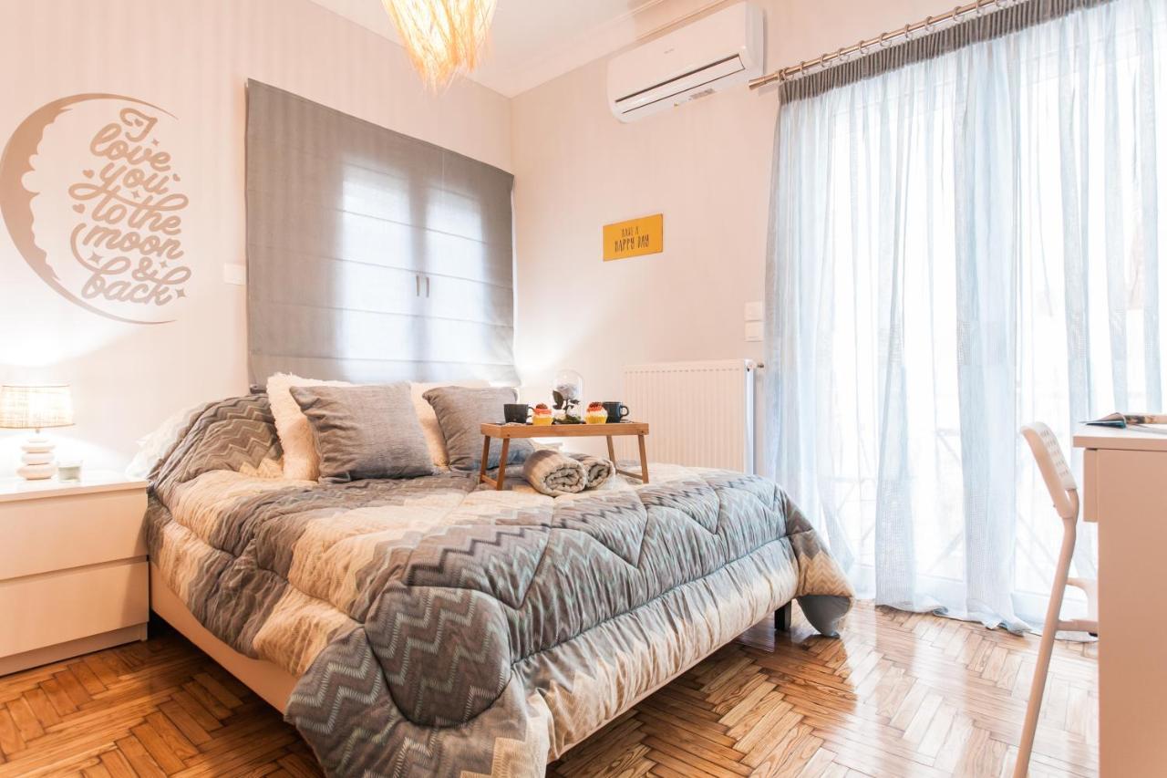 Luxury Seaside Apartment Next To Starbucks Opossite The Beach Park Of Flisvos Афіни Екстер'єр фото