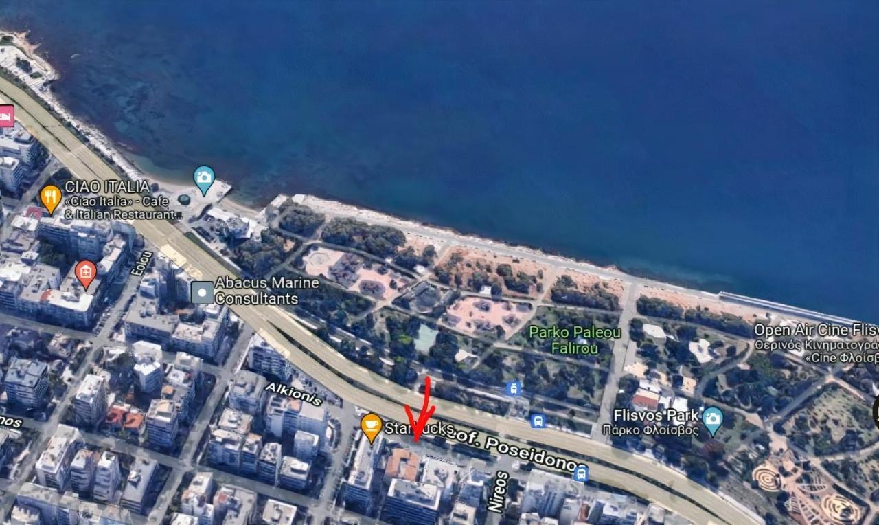 Luxury Seaside Apartment Next To Starbucks Opossite The Beach Park Of Flisvos Афіни Екстер'єр фото