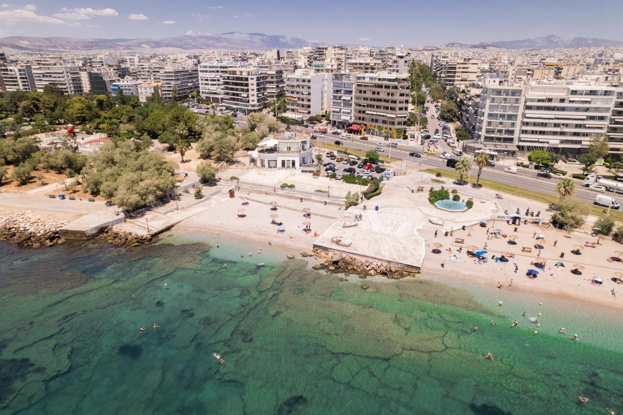 Luxury Seaside Apartment Next To Starbucks Opossite The Beach Park Of Flisvos Афіни Екстер'єр фото